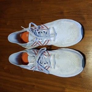 NB Fresh Foam M1080W11